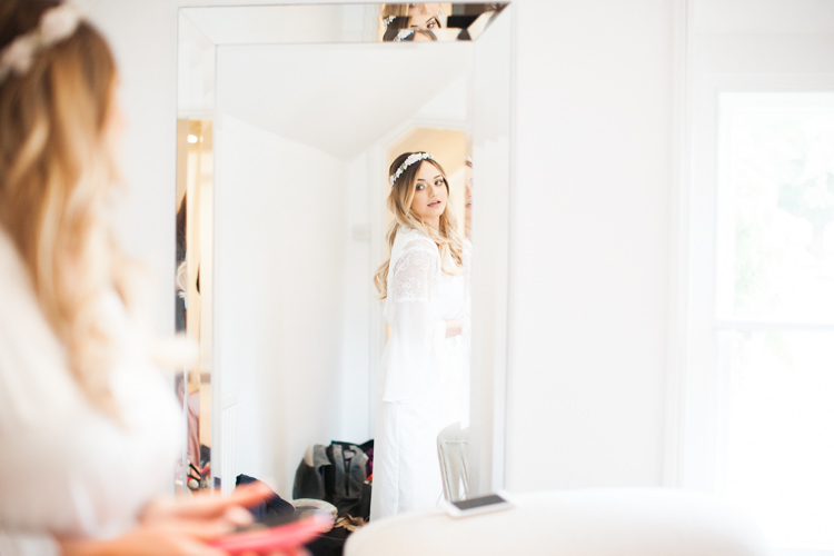 Beautifully Authentic Rustic Country House Wedding https://www.nikkismoments.com/