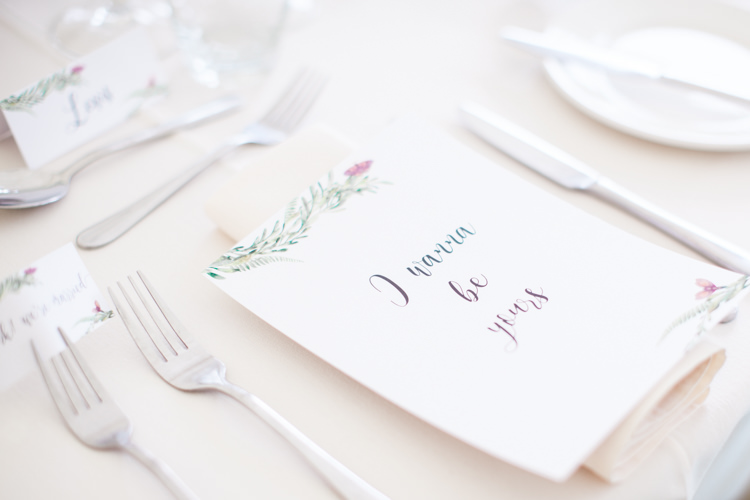 Floral Stationery Place Setting Beautifully Authentic Rustic Country House Wedding https://www.nikkismoments.com/