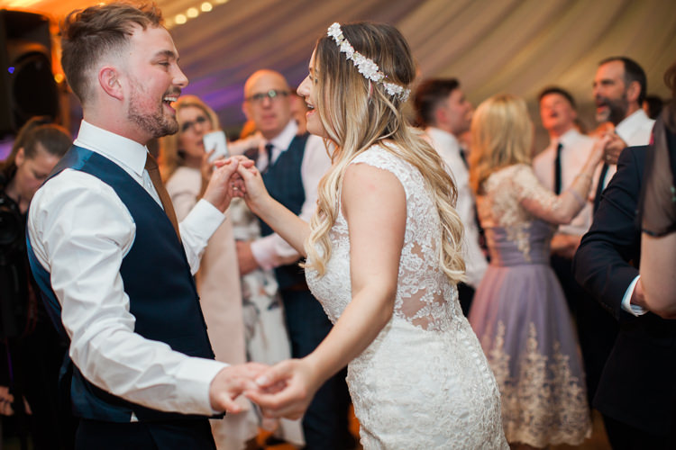 Beautifully Authentic Rustic Country House Wedding https://www.nikkismoments.com/
