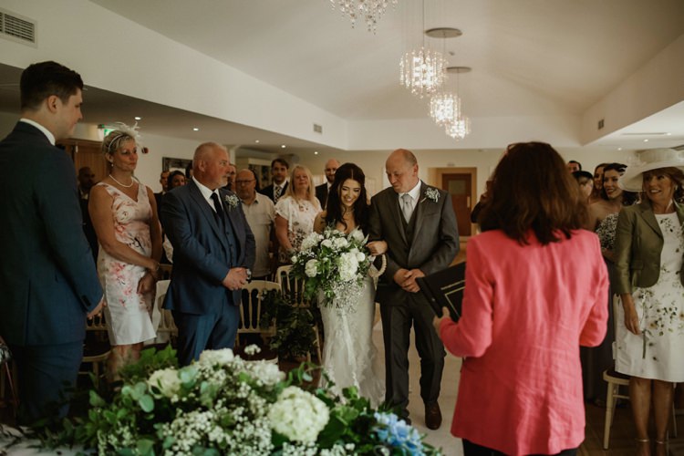 Nostalgic Playful Greenery Floral Garden Wedding http://jesspetrie.com/