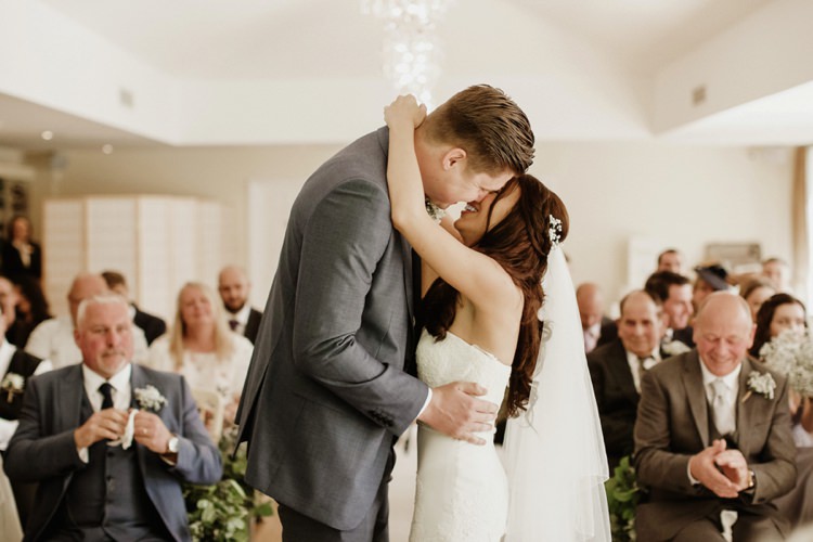 Nostalgic Playful Greenery Floral Garden Wedding http://jesspetrie.com/