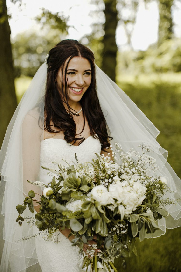 Large Bouquet Bride Bridal Flowers White Foliage Peony Gypsophila Hydrangea Nostalgic Playful Greenery Floral Garden Wedding http://jesspetrie.com/ 