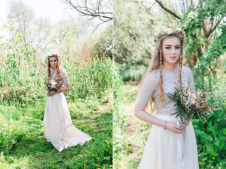 Bohemian Natural Wedding Ideas http://www.sarahjanesphotography.com/