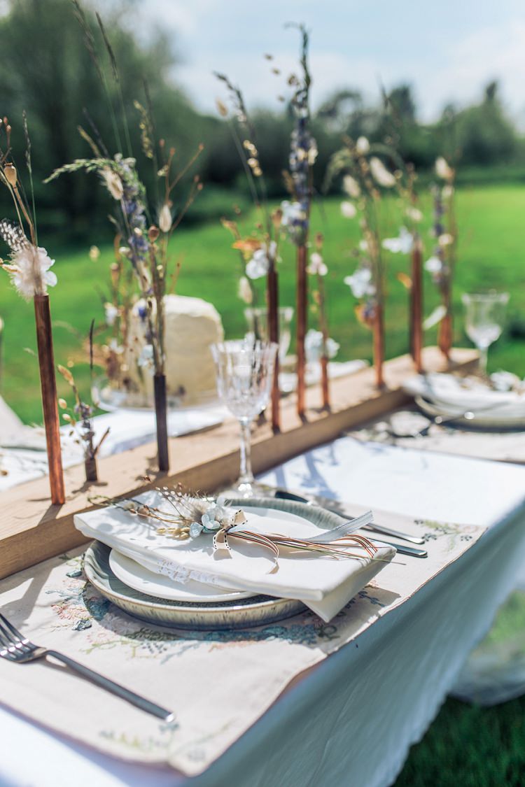 Bohemian Natural Wedding Ideas http://www.sarahjanesphotography.com/