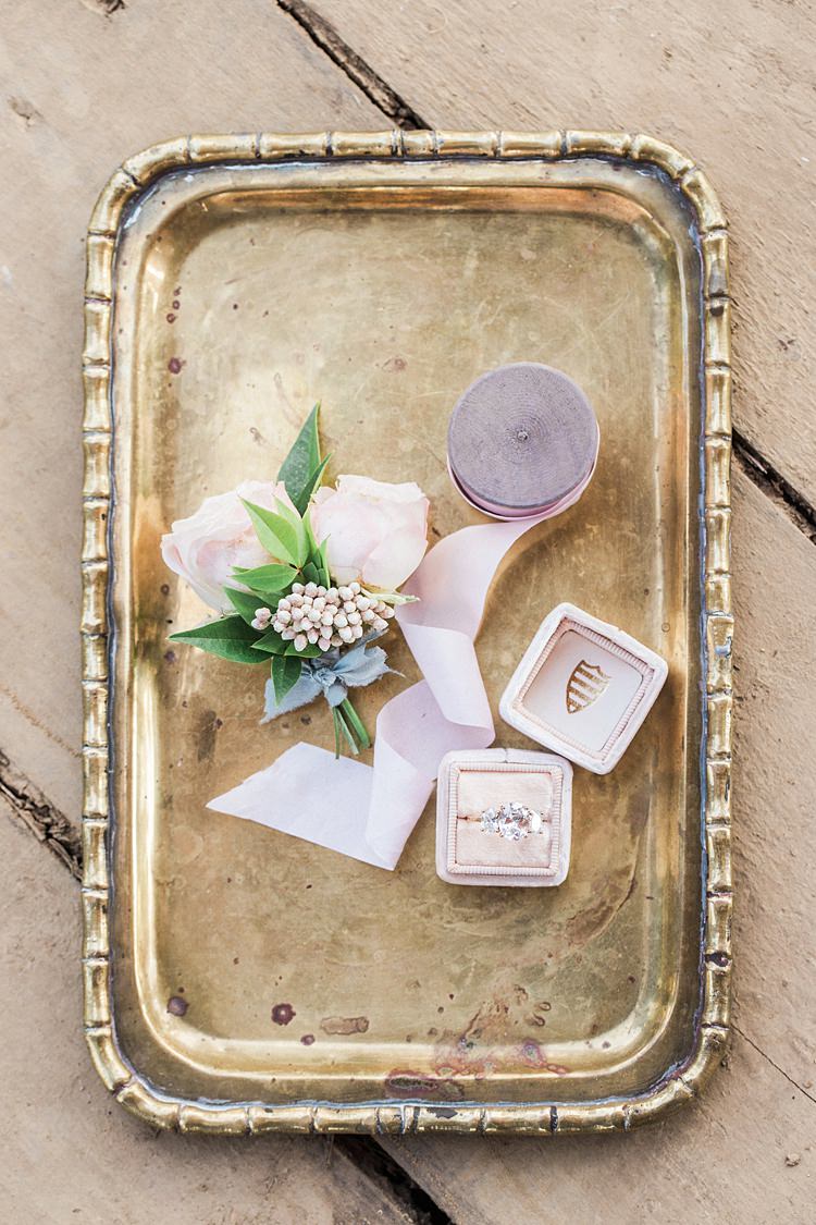 Wedding Styling Ideas Details Decor Planning Advice http://dyannalamora.com/