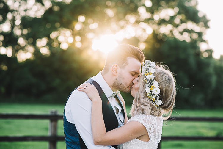 Rustic Boho Summer Tipi Wedding https://www.luciewatsonphotography.com/