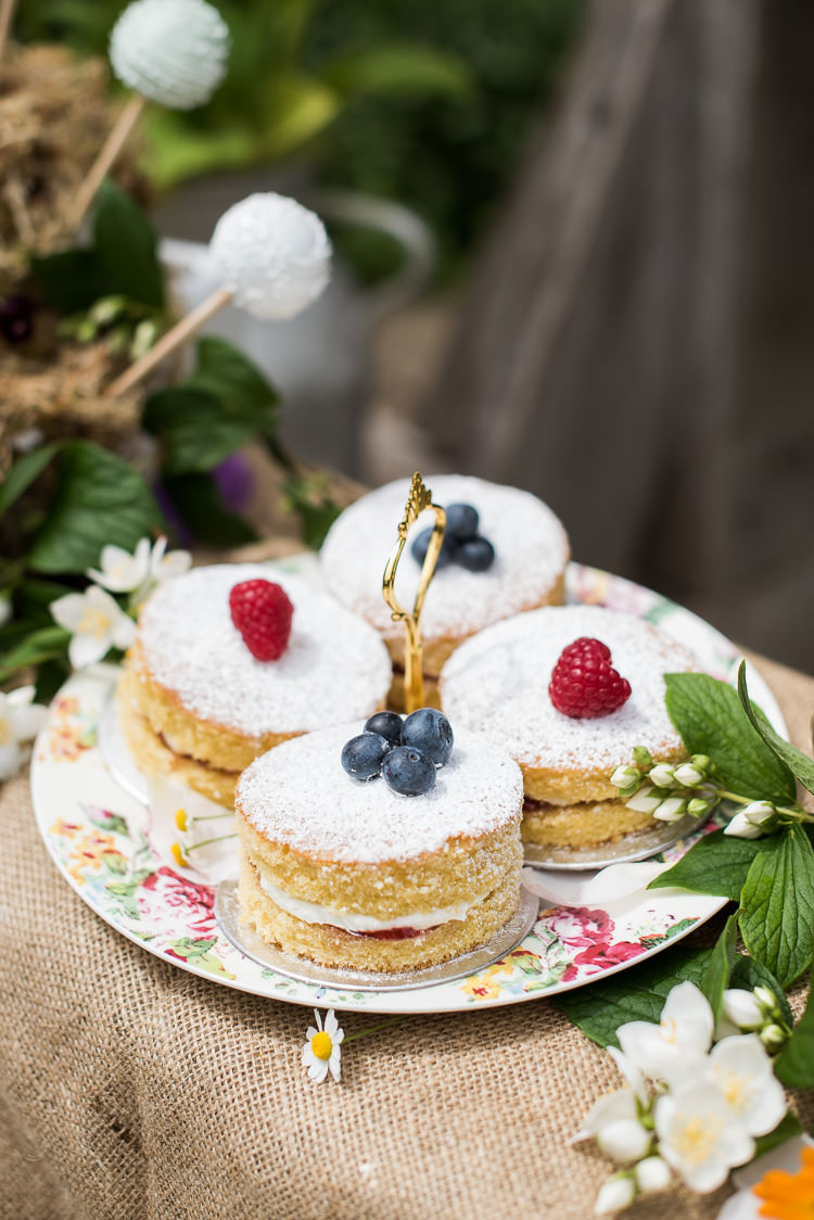 Vintage China Tea Set Cake Stand Victoria Sponge Pop Pretty Urban Nature Wedding Ideas http://www.fionasweddingphotography.co.uk/
