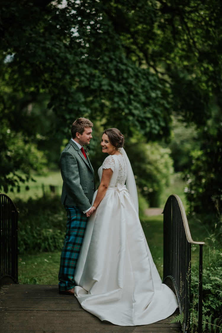 Enchanting Cornflower Blue Marquee Wedding https://burfly.co.uk/