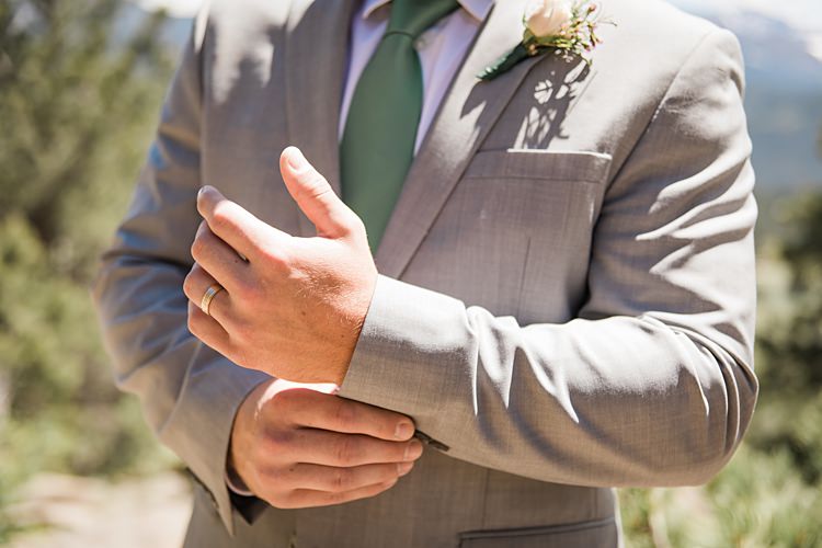 Groom Suit Scenic Rocky Mountain National Park Elopement http://allisonslaterphotography.com/