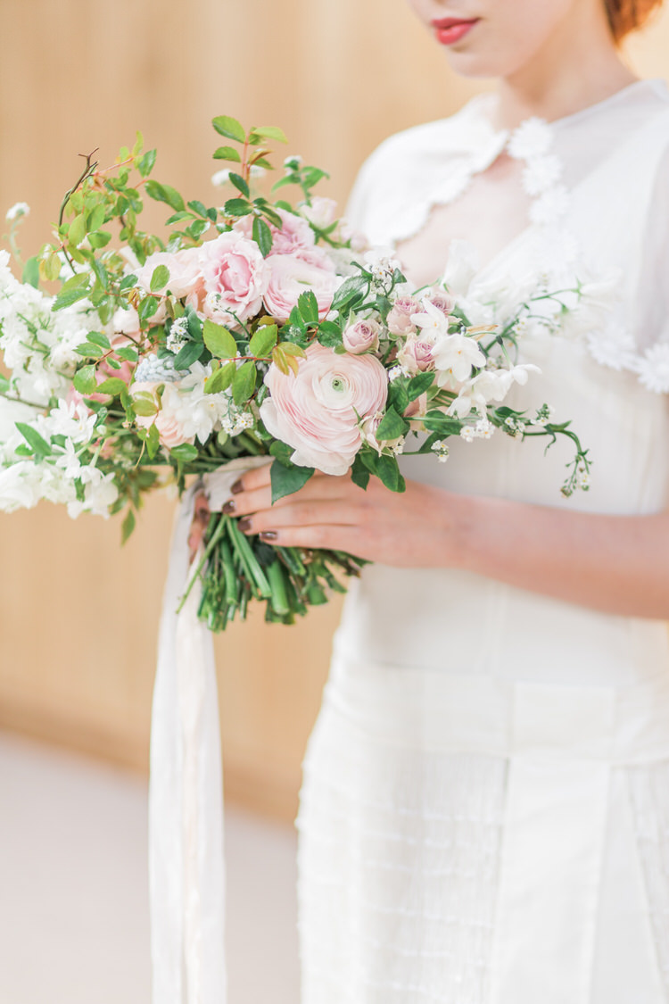 Flowers Bouquet Bride Bridal Ribbon Pretty Pink Green Rose Ranunculus Ethereal Fine Art William Morris Wedding Ideas http://jessicadaviesphotography.co.uk/