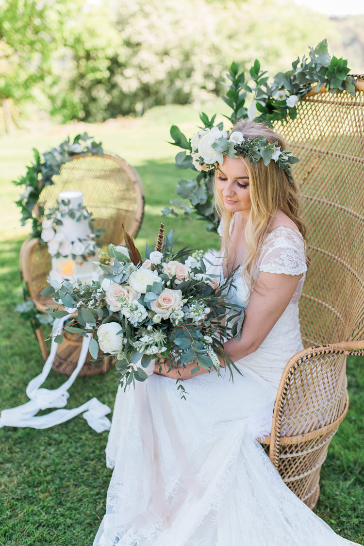 Foliage Flowers Roses Bouquet Pink Cream Feather Bride Bridal Bohemian Garden Greenery Wedding Ideas http://www.storytellerphotography.co.uk/