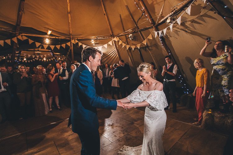 Large DIY Bohemian Tipi Party Wedding http://www.mikeplunkettphotography.com/
