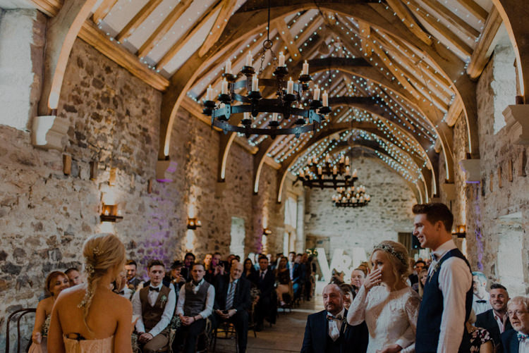 Dreamy Natural Boho Barn Wedding https://heychrisrandle.com/