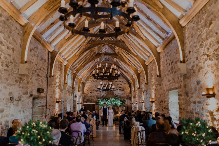 Dreamy Natural Boho Barn Wedding https://heychrisrandle.com/