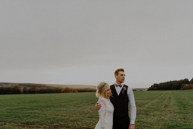 Dreamy Natural Boho Barn Wedding https://heychrisrandle.com/