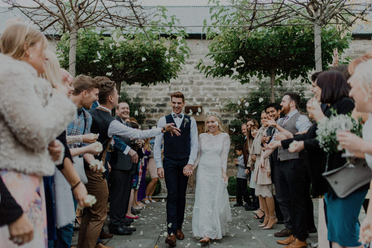 Dreamy Natural Boho Barn Wedding https://heychrisrandle.com/