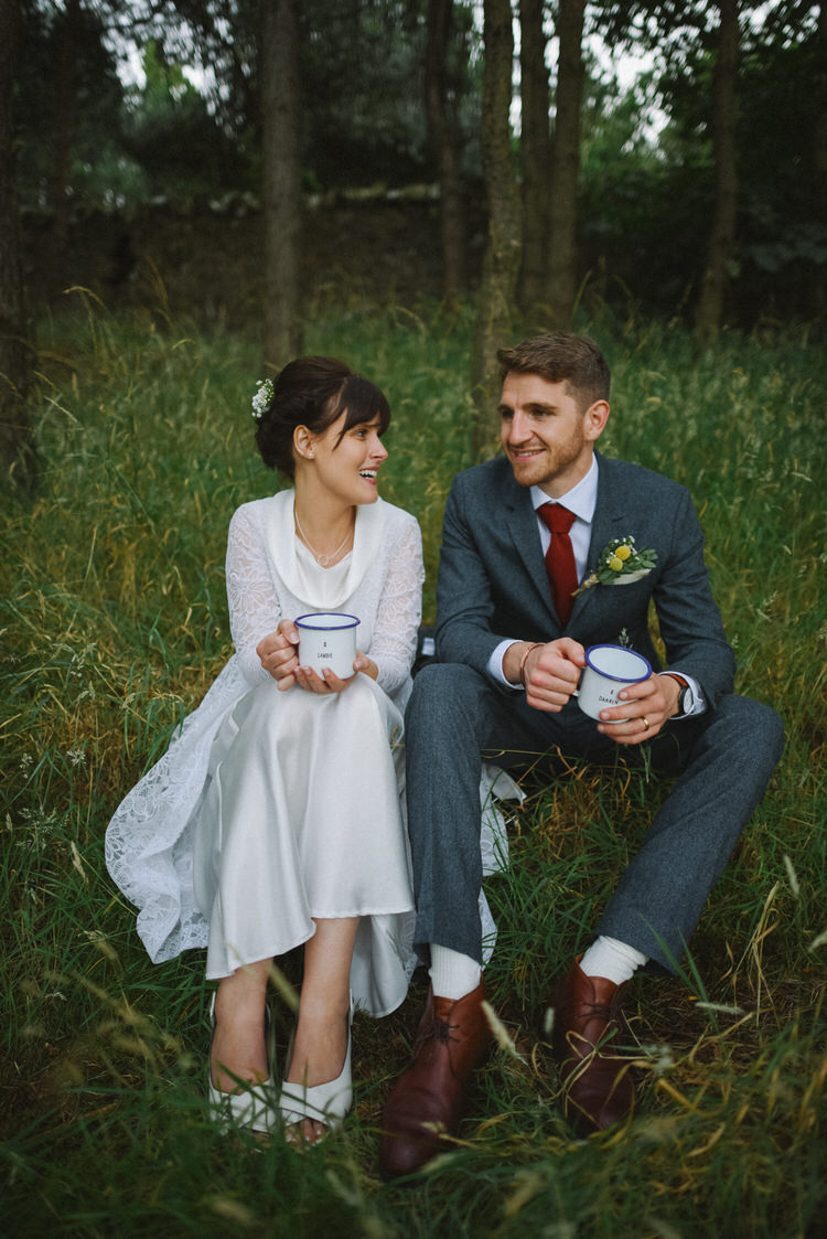 Mugs Bride Groom Vintage Log Cabin Wedding Sea http://www.lisadevinephotography.co.uk/