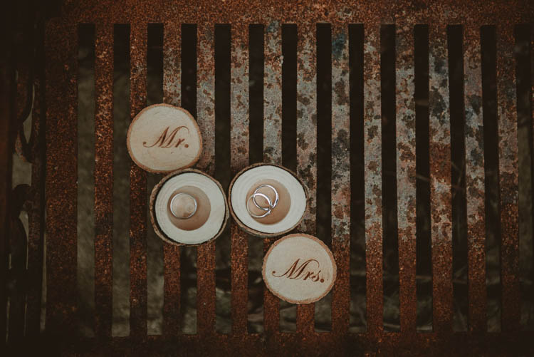 Log Personalised Ring Box Wooden Whimsical Modern Rustic Barn Wedding http://photomagician.co.uk/