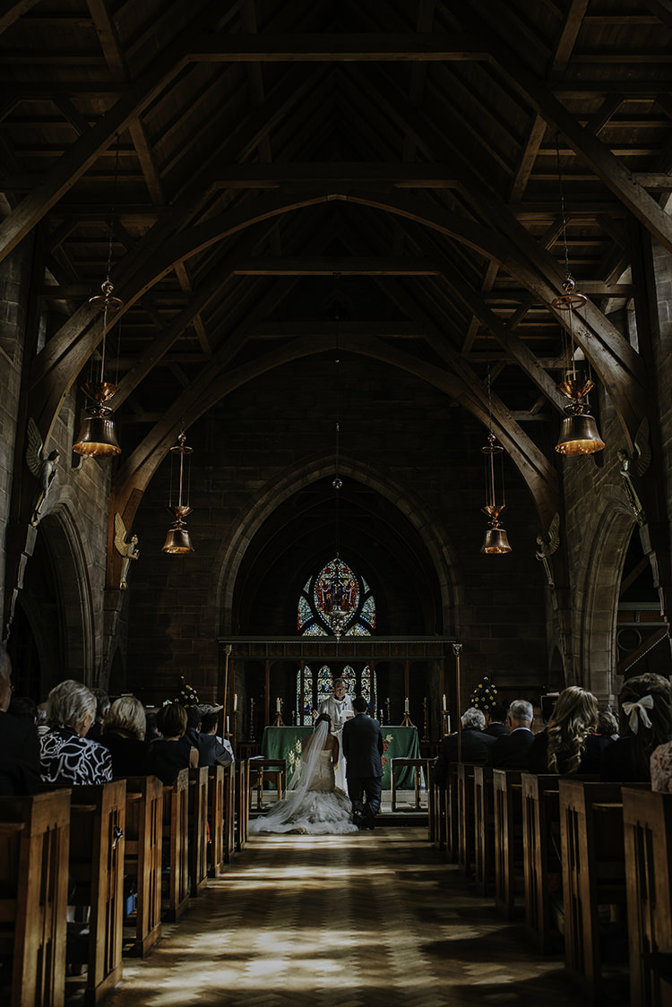Enchanting Country Barn Wedding http://www.dmcclane.com/