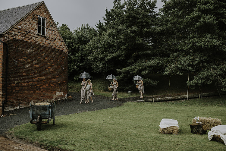 Enchanting Country Barn Wedding http://www.dmcclane.com/