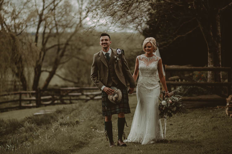 Whimsical Modern Rustic Barn Wedding http://photomagician.co.uk/