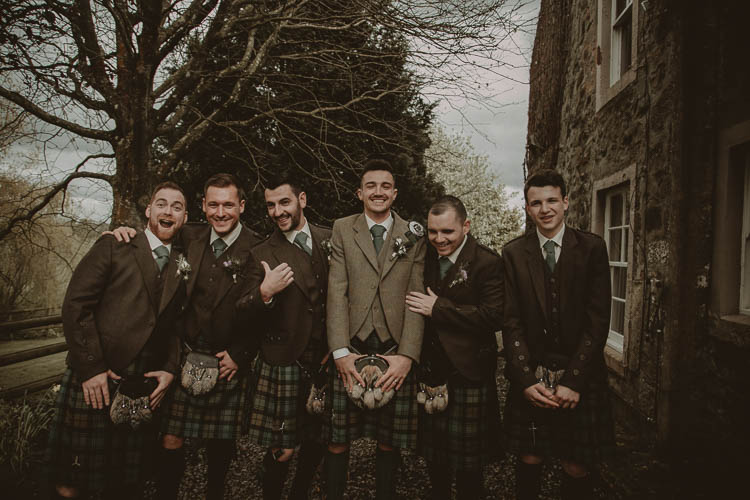 Whimsical Modern Rustic Barn Wedding http://photomagician.co.uk/
