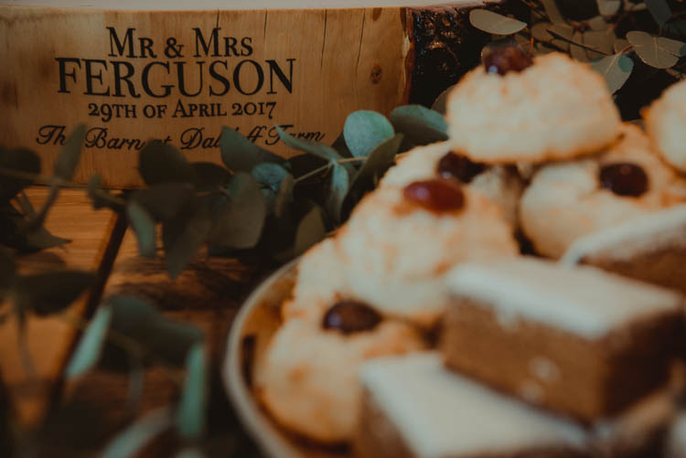 Whimsical Modern Rustic Barn Wedding http://photomagician.co.uk/