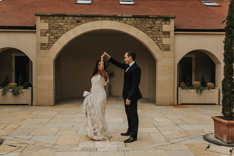 Natural Elegance Asian Fusion Wedding Ideas http://liannegrayphotography.com/