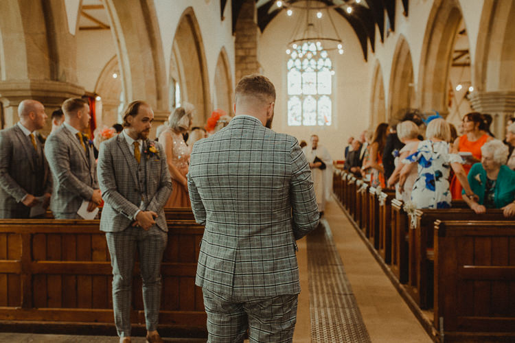 Eclectic Kitsch Retro Fete Wedding http://www.belleartphotography.com/