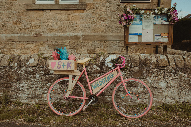 Pink Bike Bicycle Decor Sign Pineapples Eclectic Kitsch Retro Fete Wedding http://www.belleartphotography.com/