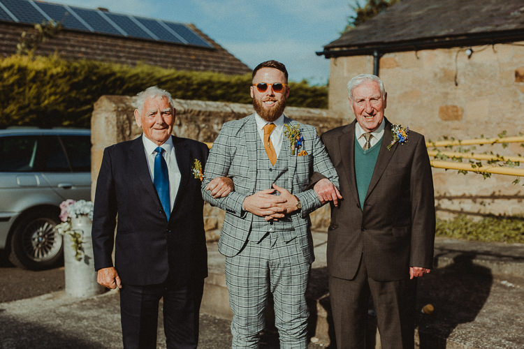 Eclectic Kitsch Retro Fete Wedding http://www.belleartphotography.com/