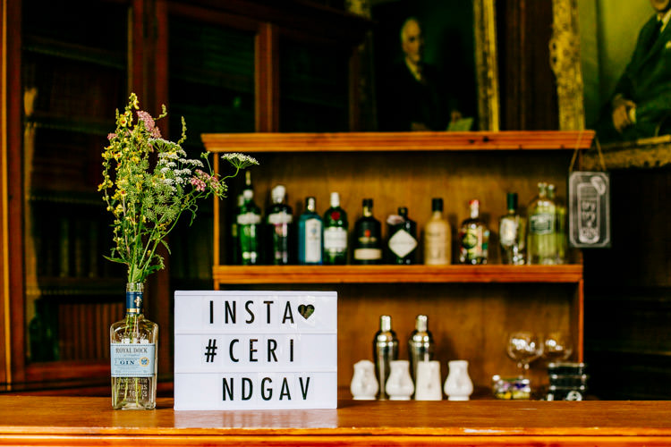 DIY Gin Bar Instagram Hashtag Light Box Setup Stylish Sassy Gin Wedding http://epiclovestory.co.uk/