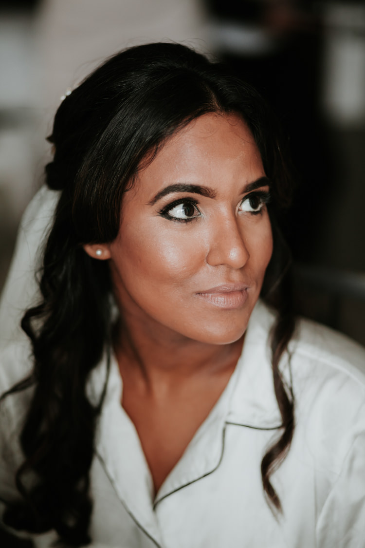 Bride Bridal Make Up Beauty Modern Rose Gold Barn Wedding https://www.paulfullerkentphotography.com/