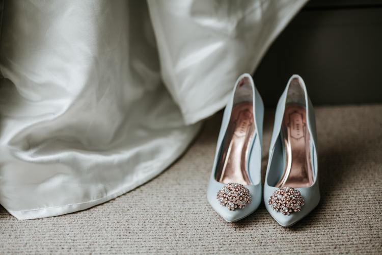 Modern Rose Gold Barn Wedding https://www.paulfullerkentphotography.com/