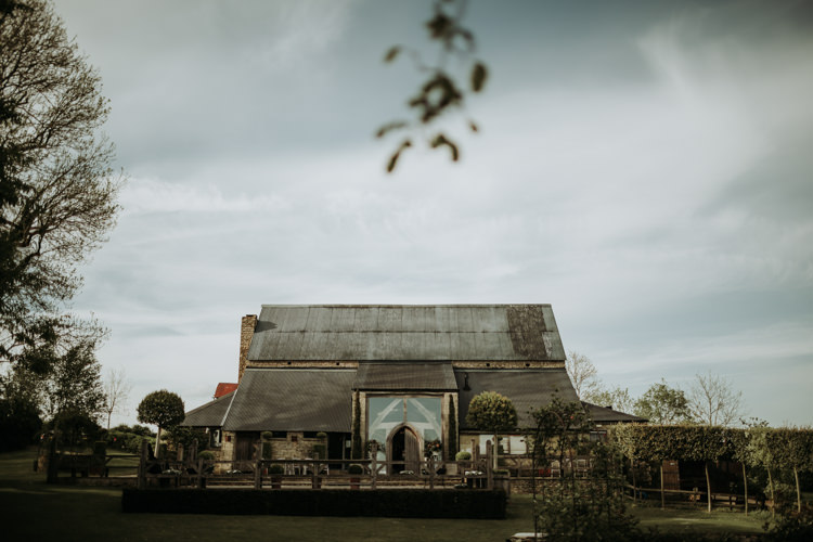 Modern Rose Gold Barn Wedding https://www.paulfullerkentphotography.com/