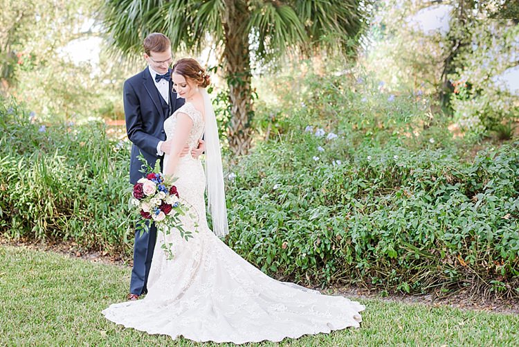 Romantic Twinkling Garden Wedding http://sarahben.com/
