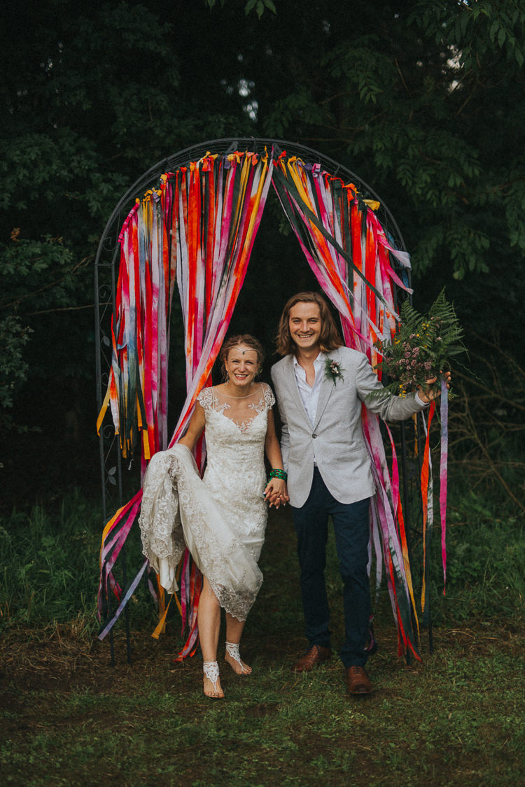 Indie Forest Origami Cranes Wedding http://www.alittlepicture.com/