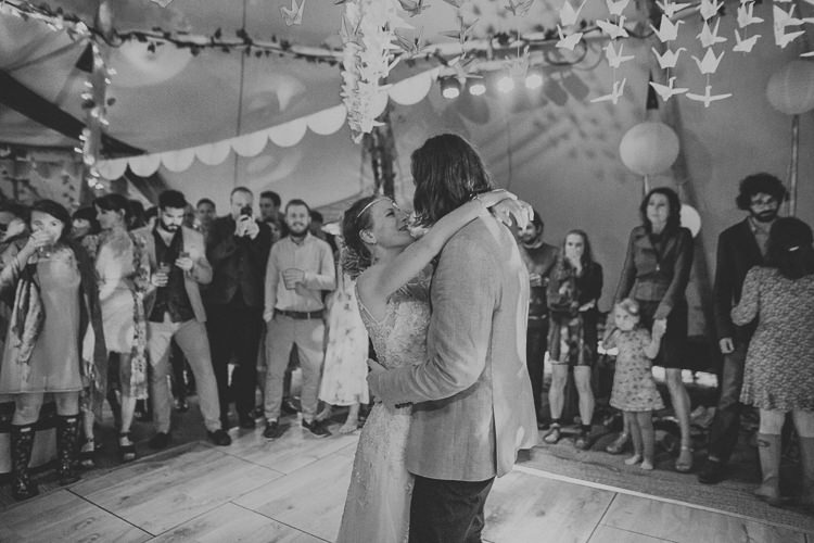 Indie Forest Origami Cranes Wedding http://www.alittlepicture.com/