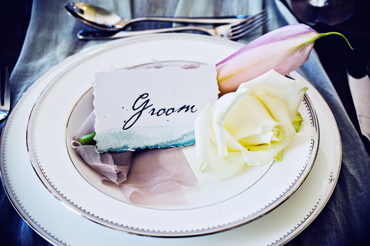 Flower Place Setting Plate Thoroughly Modern Cecilia Atonement Glamorous 1940s Wedding Ideas http://ikonworks.co.uk/