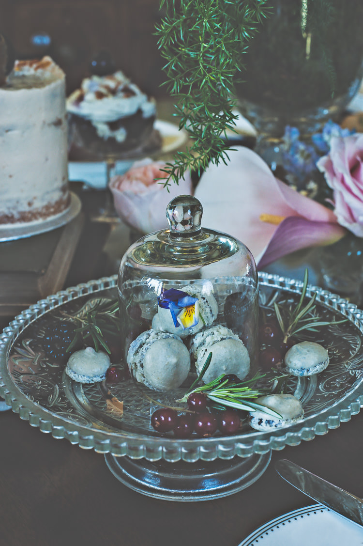 Macarons Thoroughly Modern Cecilia Atonement Glamorous 1940s Wedding Ideas http://ikonworks.co.uk/