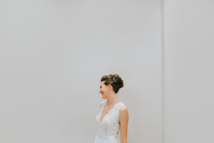 Beautifully Serene Beachside Barn Wedding https://joshuapatrickphotography.com/