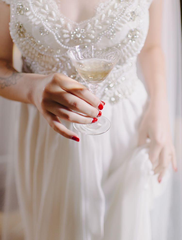 Bride Moody Edwardian Winter Wedding Inspiration http://landmhewitt.com/