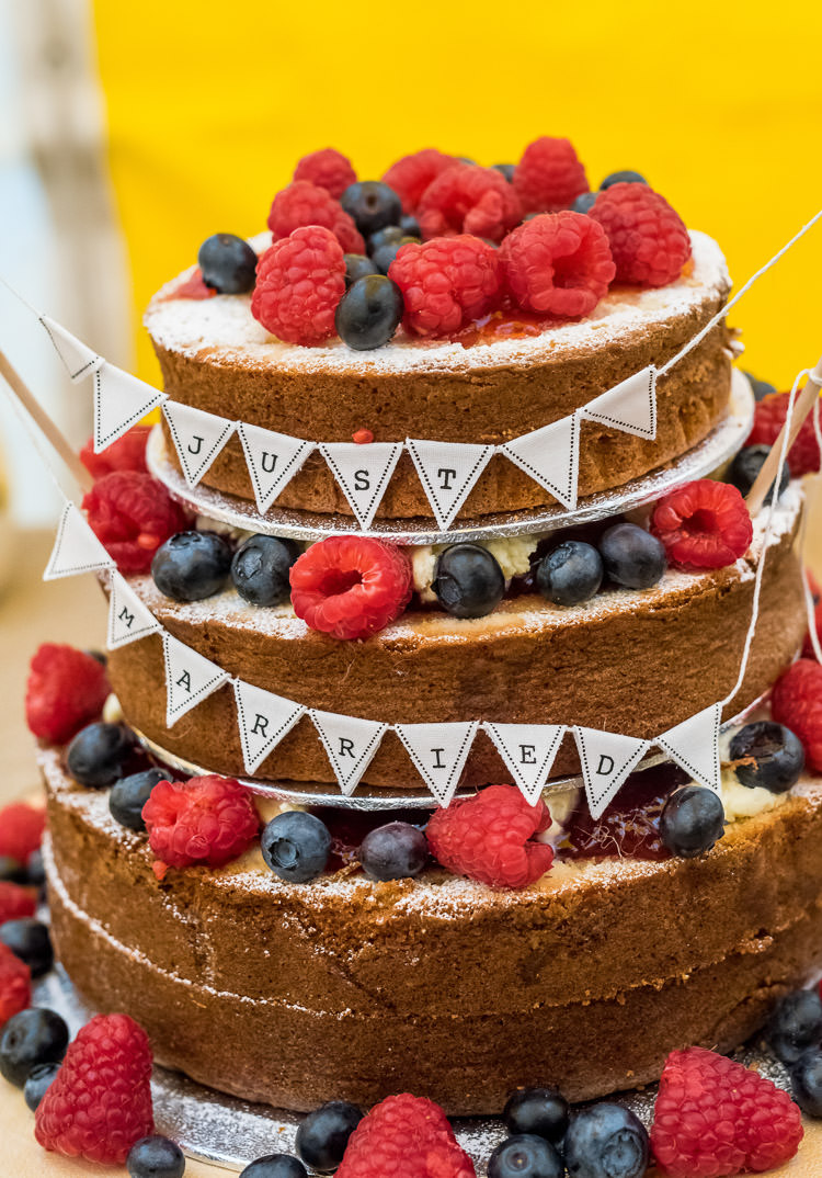 Naked Cake Sponge Layer Fruit Berries Bunting Quirky Natural Outdoor Festival Wedding http://lighteningphotography.co.uk/