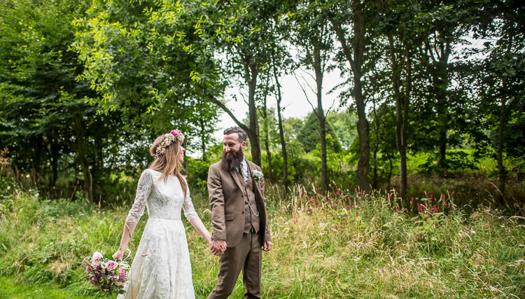 Quirky Natural Outdoor Festival Wedding http://lighteningphotography.co.uk/