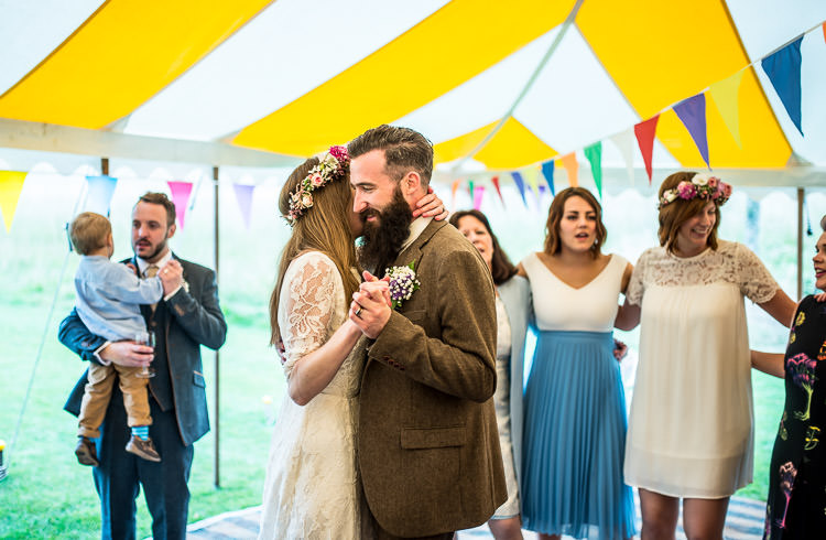 Quirky Natural Outdoor Festival Wedding http://lighteningphotography.co.uk/