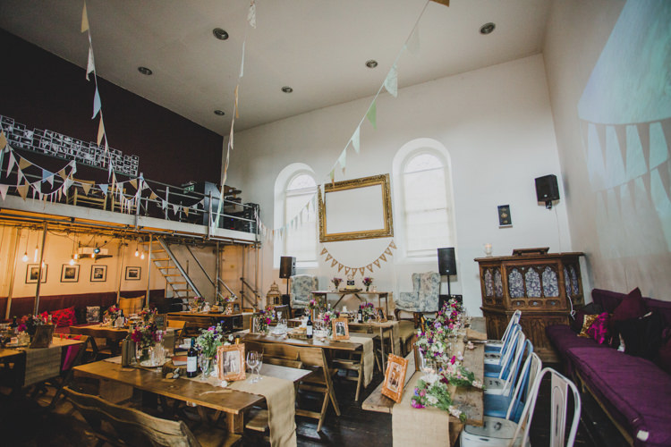 Quaint Floral Antique Rustic Wedding http://www.larissajoice.co.uk/