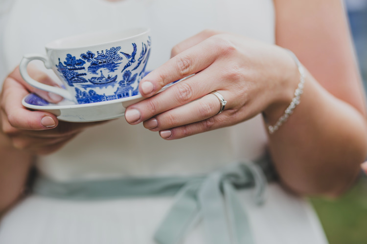 Bride Nails Manicure Natural Quaint Floral Antique Rustic Wedding http://www.larissajoice.co.uk/
