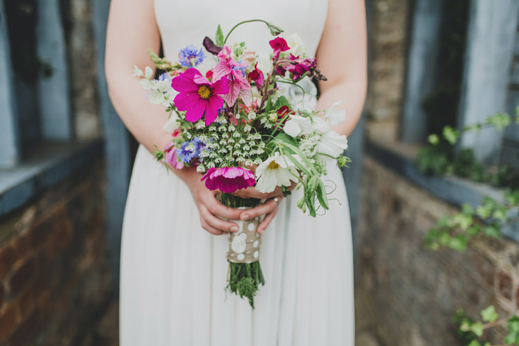 Bouquet Flowers Wild Organic Pink White Bride Bridal Quaint Floral Antique Rustic Wedding http://www.larissajoice.co.uk/