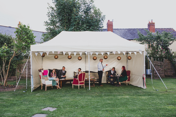 Quaint Floral Antique Rustic Wedding http://www.larissajoice.co.uk/