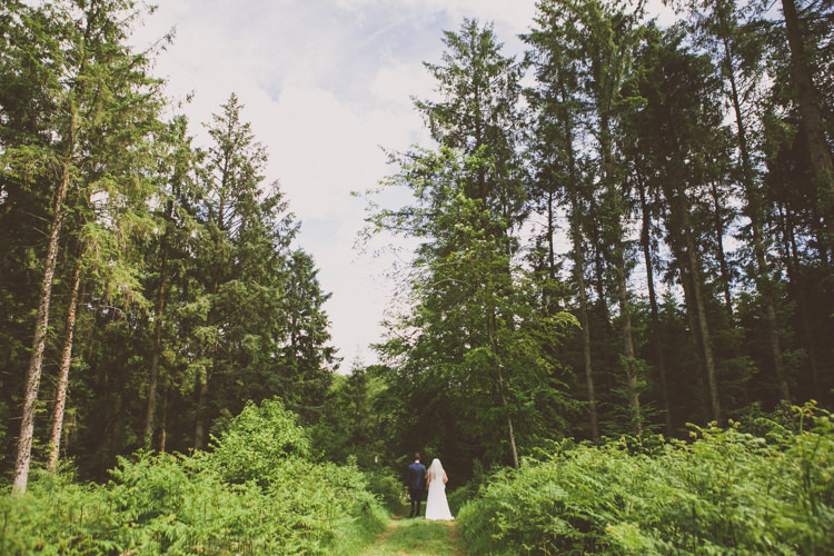 Woodland Farm Camp Wedding http://emmastonerweddings.com/